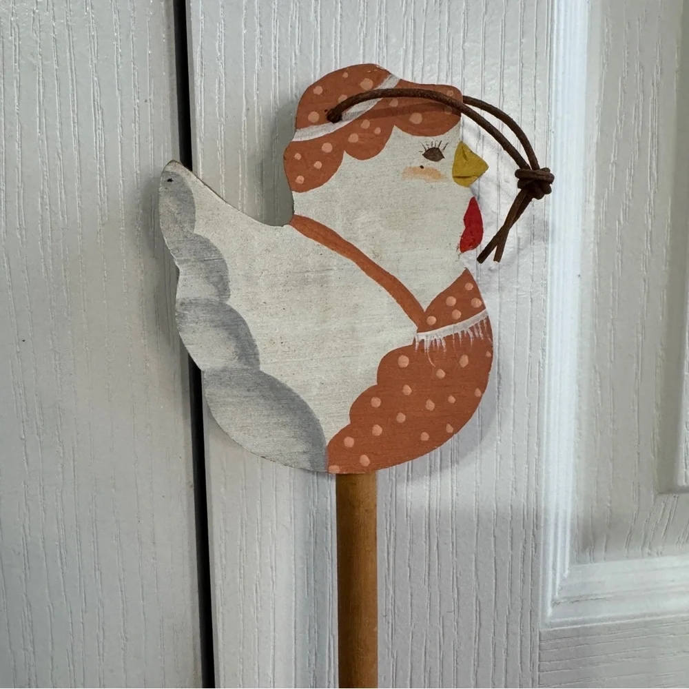 Wooden hand‎ painted chicken spoon